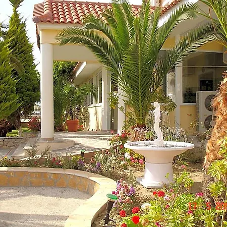 Metaxa Hotell