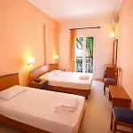 Metaxa Hotel 2*